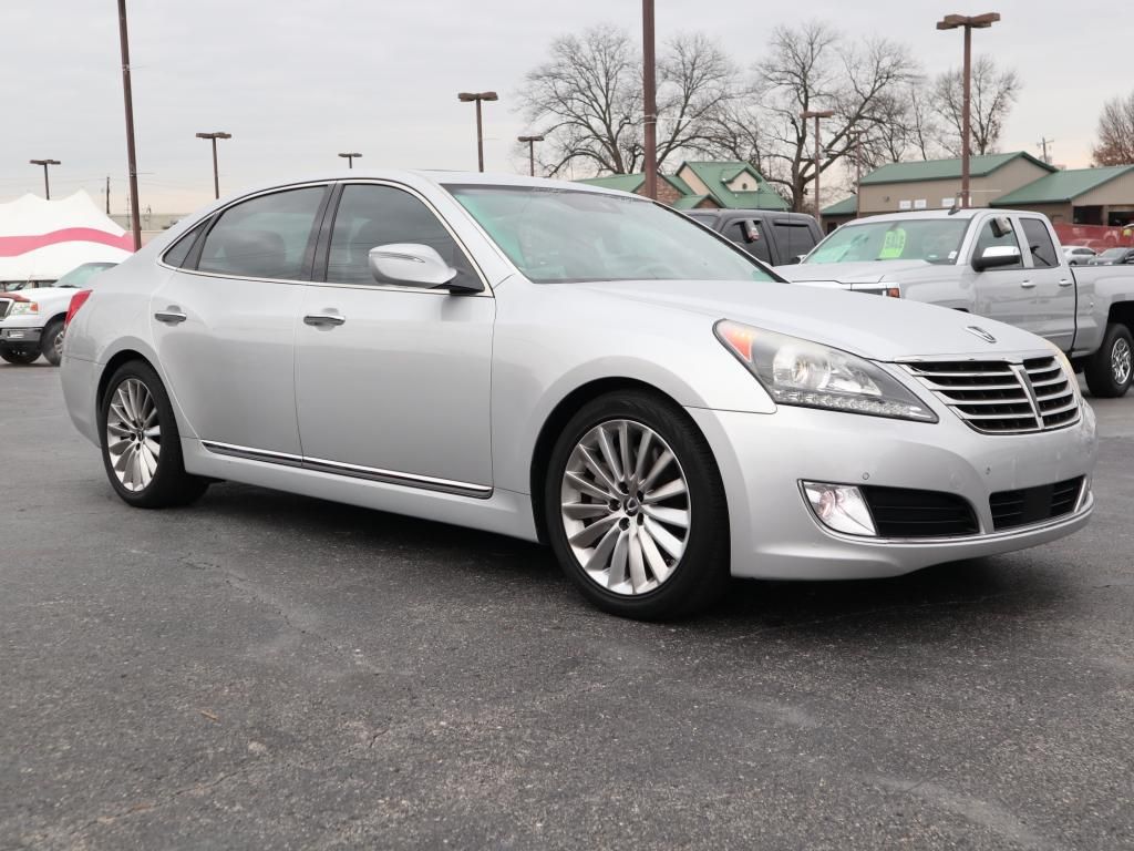 Pre-Owned 2016 Hyundai Equus Ultimate RWD 4dr Car